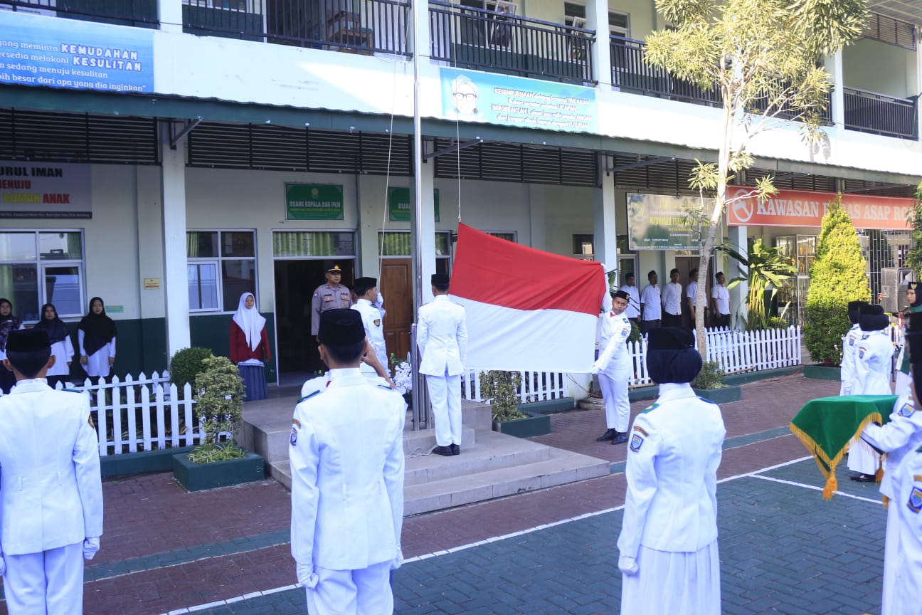 Upacara polisi